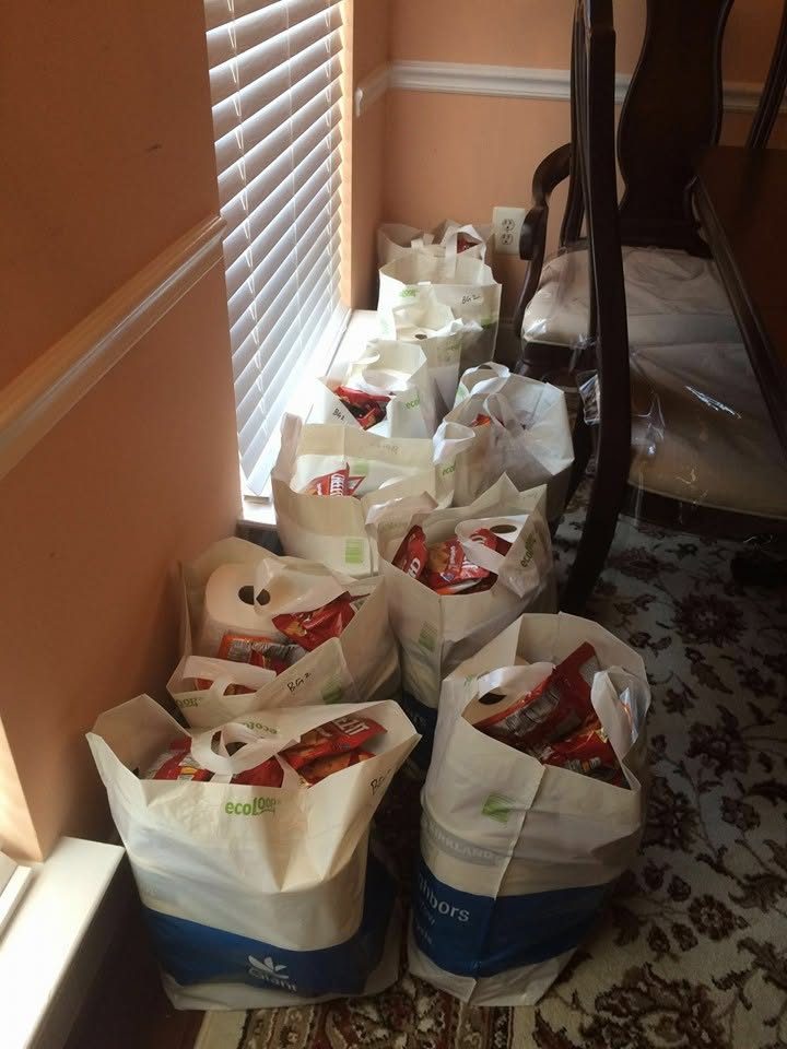 Pragathi volunteers at the Dulles food pantry